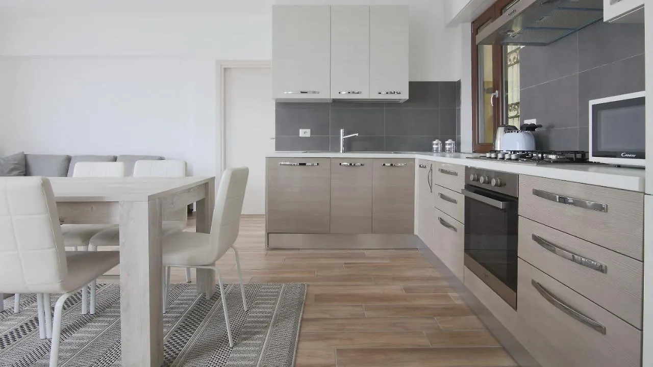 Italianway - Santa Marta 37 Apartment Como